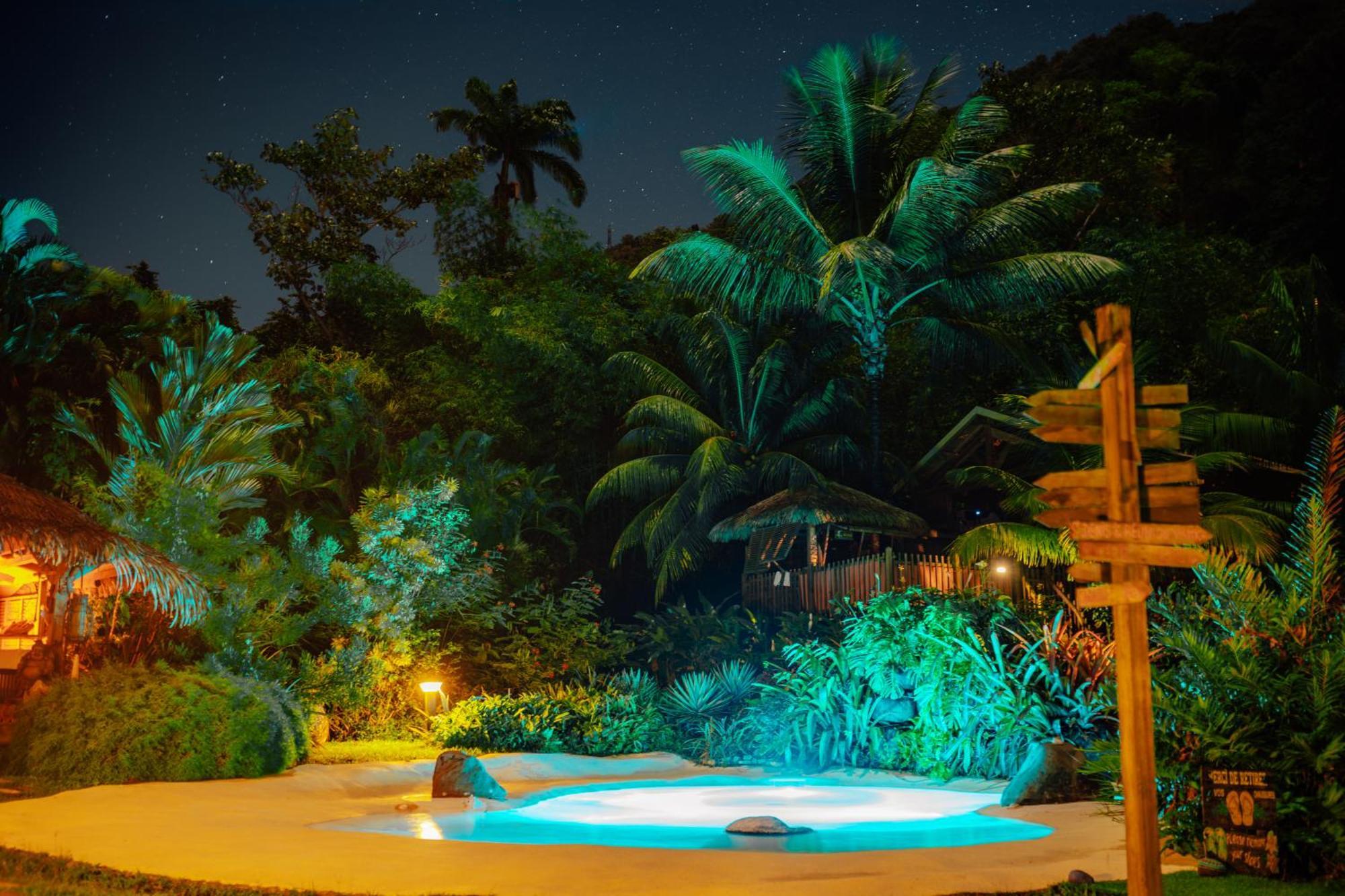 West Indies Cottage Pointe-Noire Esterno foto